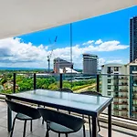 Spacious And Modern 3 Bed Apartment In Central Broadbeach At Sierra Grand